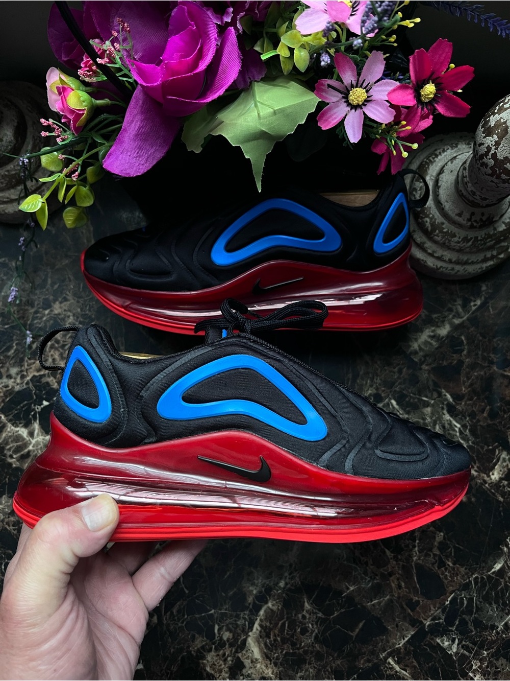 Nike AirMax 720
Streetwear/Lifestyle
Athletic Shoes
Size 4 Youth/5.5 Women - Picture 2 of 16